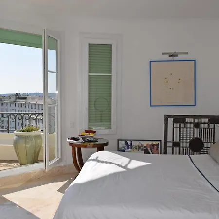 Palais Alexandre Apartment