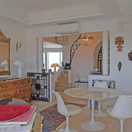 Palais Alexandre Appartement *